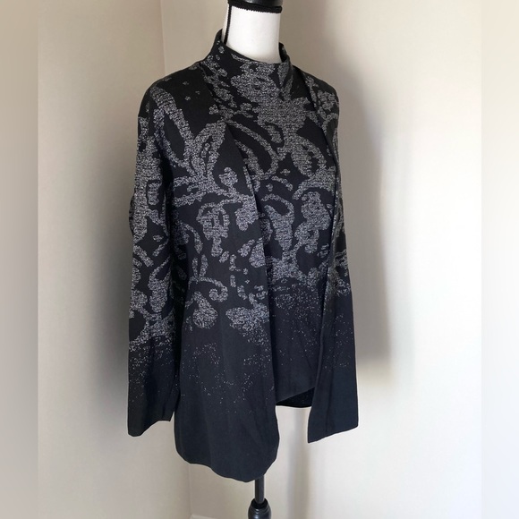 Chico’s Jacquard Ombre Scroll Print Tank and Cardigan Set Size L - Picture 14 of 16